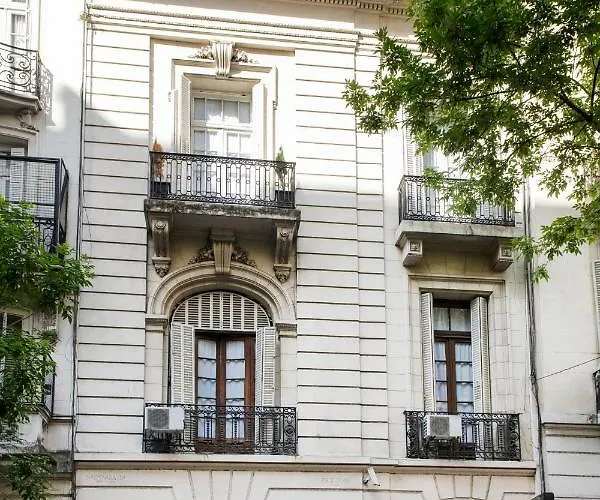Patios De Recoleta